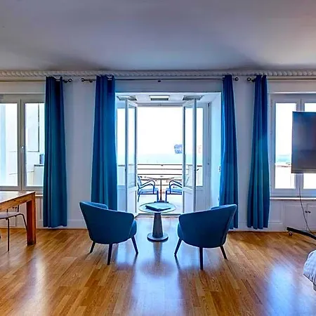 Hotel Le De La